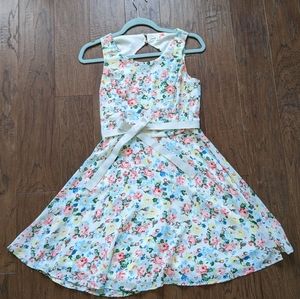 Floral Dress with Keyhole Back